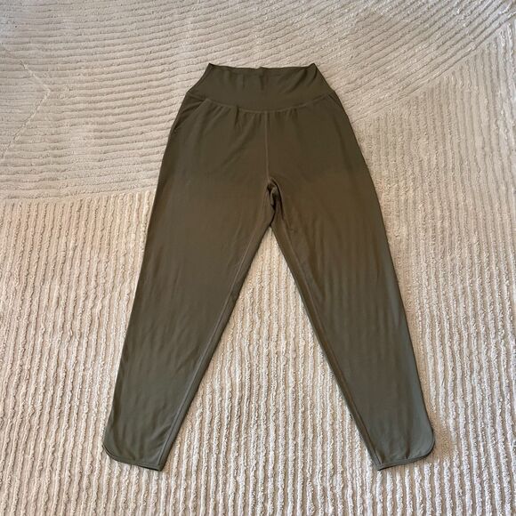 Carbon38 Women’s Jogger Pants Color: Melt Sage Green Size Large GUC Athleisure - Picture 5 of 9